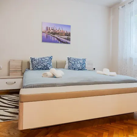 Spacious - Philadelphia Apartment *